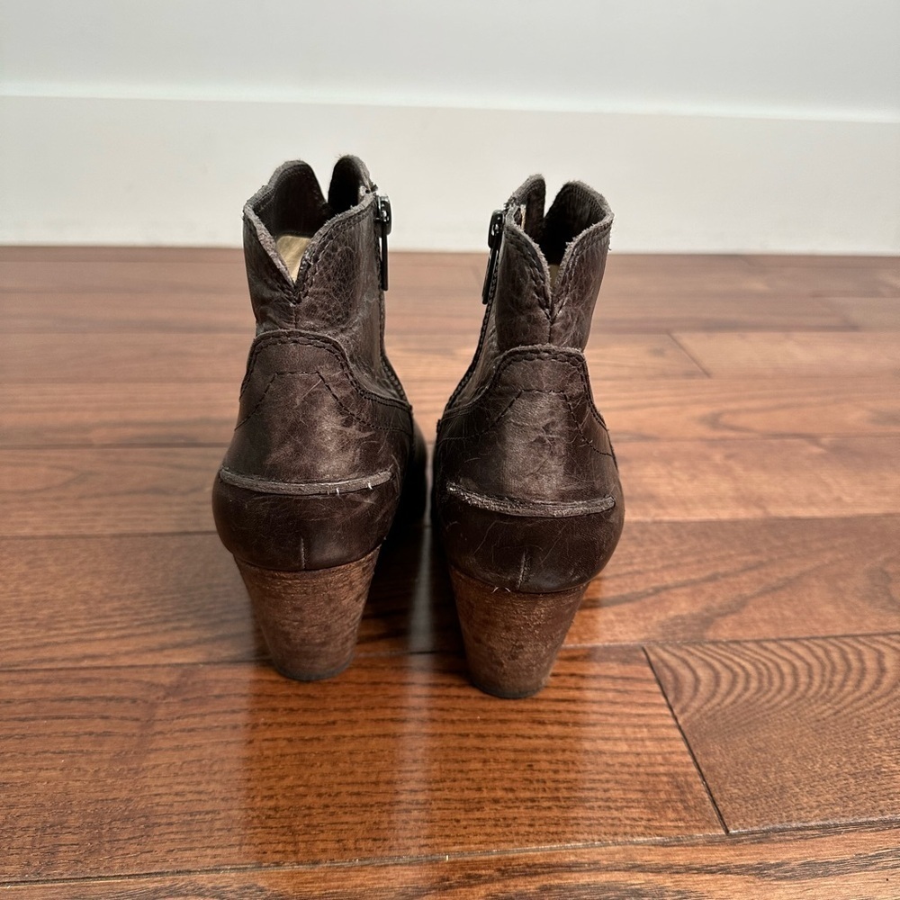 Frye Distressed Renee Western Short Ankle Boot - Picture 3 of 10